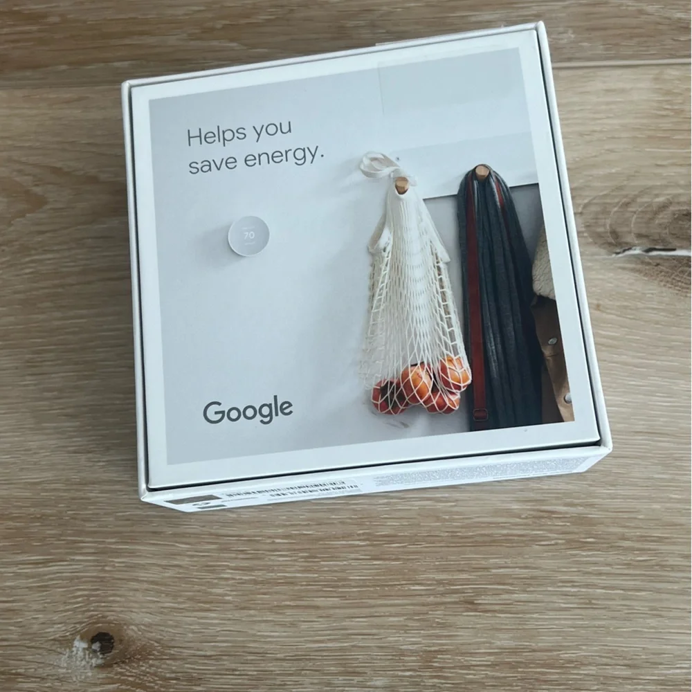 NWT Google Smart Nest Thermostat in Snow